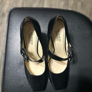 Shoes black size 8